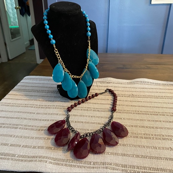 Chunky Necklace Set - Picture 2 of 6